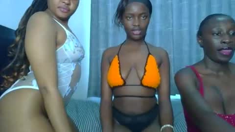 Snapshot of godess_lunah chatting on 06/10/26, 06:34 godess_lunah online show from 06/10/26, 06:34