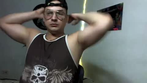 Snapshot of godkenai chatting on 11/25/25, 01:27 MASTER GODKENAI online show from 11/25/25, 01:27