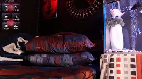 Snapshot of godly_huan chatting on 11/16/25, 11:05 HUAN online show from 11/16/25, 11:05