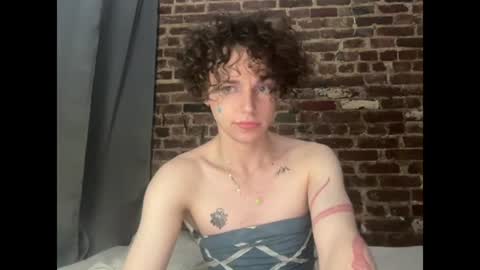 godsheshot online show from 06/13/26, 03:37