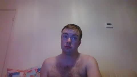 Snapshot of gogo12104 chatting on 01/07/25, 07:28 jme online show from 01/07/25, 07:28