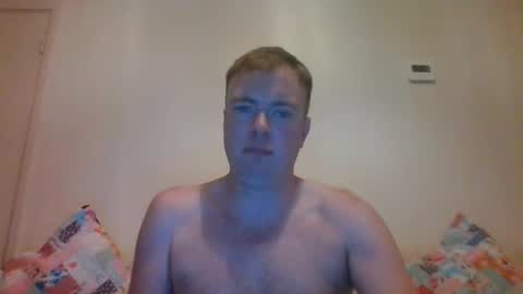 Snapshot of gogo12104 chatting on 11/03/25, 06:31 jme online show from 11/03/25, 06:31