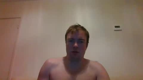 Snapshot of gogo12104 chatting on 12/17/25, 04:57 jme online show from 12/17/25, 04:57