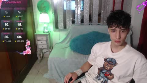 Satoru Gojo online show from 12/03/24, 02:27