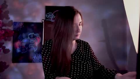 Gloria online show from 05/19/26, 08:20