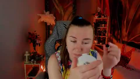 Gloria online show from 06/14/26, 08:38