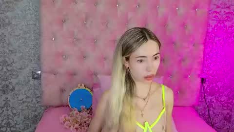 golden girl   online show from 06/29/26, 01:45