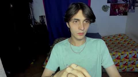 Snapshot of golden_ryan chatting on 02/20/26, 01:35 Jmmmm online show from 02/20/26, 01:35