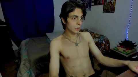 Snapshot of golden_ryan chatting on 03/09/26, 04:55 Jmmmm online show from 03/09/26, 04:55