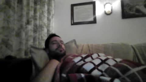 Snapshot of goldendragon19 chatting on 10/12/25, 10:42 goldendragon19 online show from 10/12/25, 10:42