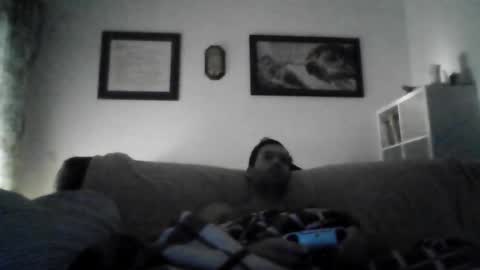 Snapshot of goldendragon19 chatting on 10/17/25, 08:28 goldendragon19 online show from 10/17/25, 08:28