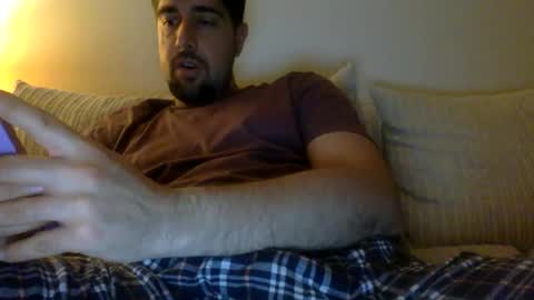 Snapshot of goldenglove35 chatting on 05/14/26, 11:33 Golden-Glove online show from 05/14/26, 11:33