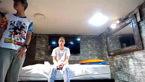 GOLDENJOI online show from 10/28/25, 11:36