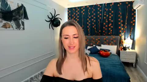 Olivia online show from 10/14/25, 03:40