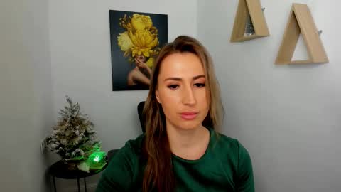 Olivia online show from 12/03/25, 10:13