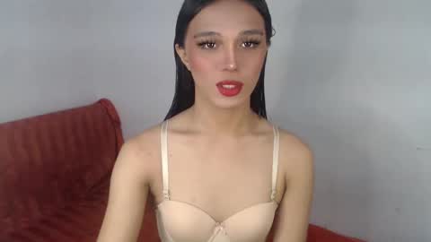 Snapshot of goldenlily69 chatting on 02/15/25, 11:14 Lily is Gold online show from 02/15/25, 11:14