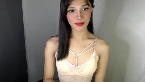 Snapshot of goldenlily69 chatting on 03/02/25, 11:09 Lily is Gold online show from 03/02/25, 11:09