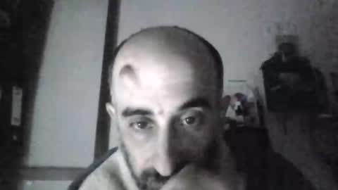Snapshot of goldenmasculine chatting on 03/18/26, 06:00 goldenmasculine online show from 03/18/26, 06:00