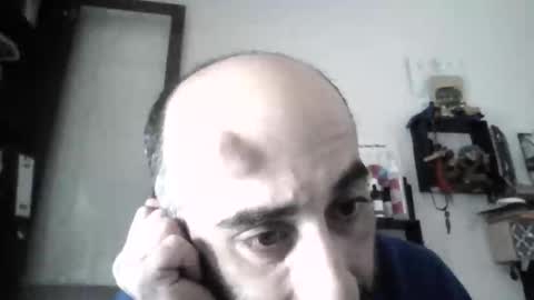 Snapshot of goldenmasculine chatting on 03/19/26, 08:40 goldenmasculine online show from 03/19/26, 08:40