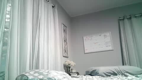 Snapshot of goldenpuss95 chatting on 01/16/25, 06:46 GoldenPuss online show from 01/16/25, 06:46