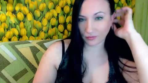 goldmoonn online show from 02/17/25, 06:15