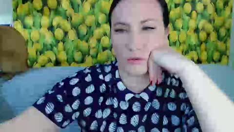 Snapshot of goldmoonn chatting on 04/05/26, 03:53 goldmoonn online show from 04/05/26, 03:53