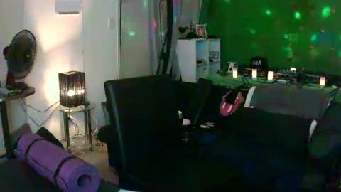 goldyguy011 online show from 02/18/25, 06:04