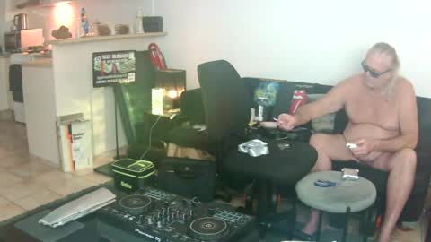 goldyguy011 online show from 06/15/26, 06:59