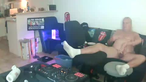 goldyguy011 online show from 07/16/26, 05:52