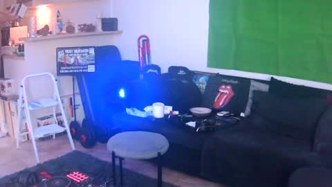 goldyguy011 online show from 07/26/26, 07:59