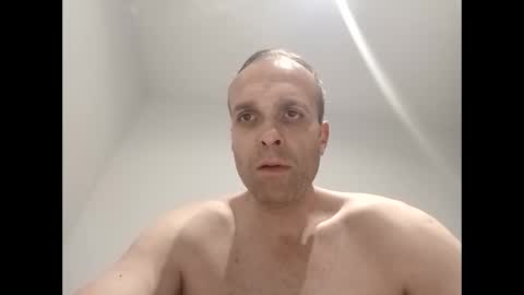 Snapshot of golemkur25 chatting on 06/06/26, 03:33 golemkur25 online show from 06/06/26, 03:33