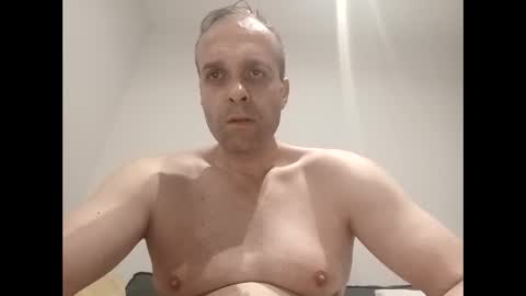 Snapshot of golemkur25 chatting on 06/08/26, 10:32 golemkur25 online show from 06/08/26, 10:32