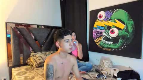 Gomez online show from 10/08/25, 03:15