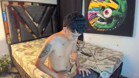 Gomez online show from 10/10/25, 01:26