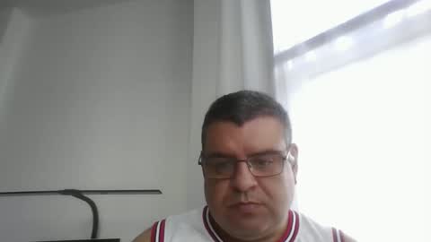 gomezgonz5 online show from 09/08/25, 03:33