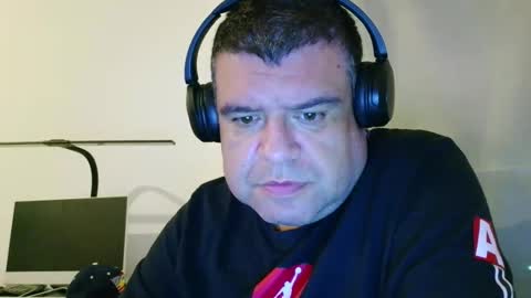 gomezgonz5 online show from 09/11/25, 09:37