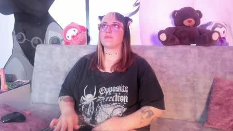 Snapshot of gomory_kitty chatting on 02/18/26, 04:47 gomory_kitty online show from 02/18/26, 04:47
