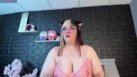 Snapshot of gomory_kitty chatting on 03/13/26, 04:24 gomory_kitty online show from 03/13/26, 04:24