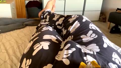 Gonce online show from 10/24/25, 08:22