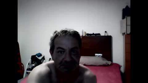gonzalo online show from 09/29/25, 01:44