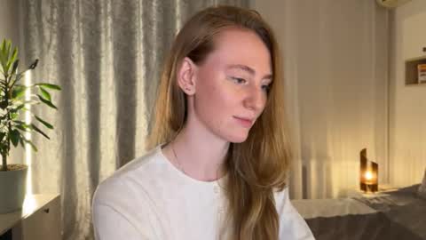 Polly online show from 12/21/25, 02:02