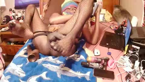 Juicy Booty online show from 10/31/25, 03:46