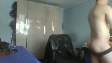 Snapshot of goodfumes chatting on 01/08/25, 08:39 goodfumes online show from 01/08/25, 08:39