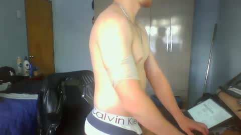 Snapshot of goodfumes chatting on 01/09/25, 07:50 goodfumes online show from 01/09/25, 07:50