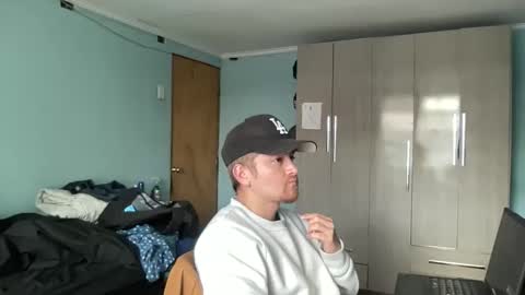 Snapshot of goodfumes chatting on 09/09/25, 03:00 goodfumes online show from 09/09/25, 03:00