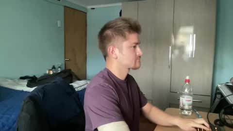 Snapshot of goodfumes chatting on 09/26/25, 09:30 goodfumes online show from 09/26/25, 09:30