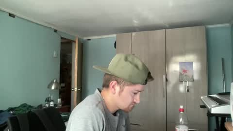 Snapshot of goodfumes chatting on 11/25/25, 07:03 goodfumes online show from 11/25/25, 07:03