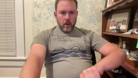 Snapshot of googlymooglyys chatting on 11/09/25, 01:37 Trouble online show from 11/09/25, 01:37