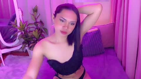Anora online show from 03/11/25, 04:32