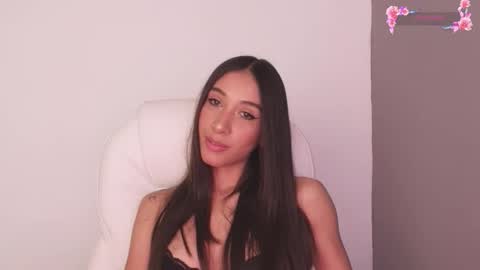 Rose  online show from 12/18/25, 07:03